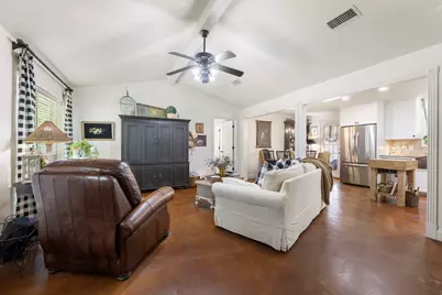 410 Shawnee Drive, Montgomery, TX 77316 - Photo 8