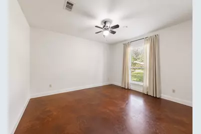 410 Shawnee Drive, Montgomery, TX 77316 - Photo 20