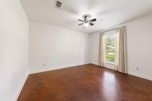 410 Shawnee Dr, Montgomery, TX 77316 - Photo 20
