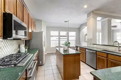 1299 Ocean Manor Lane, League City, TX 77573 - Photo 12