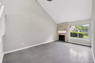 2340 Woodland Park Dr, Houston, TX 77077 - Photo 8