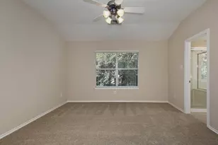 166 N Burberry Park Cir, The Woodlands, TX 77382 - Photo 16