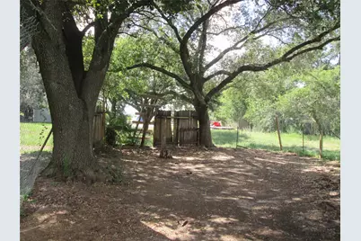 4416 Fm 2218 Road, Richmond, TX 77469 - Photo 16