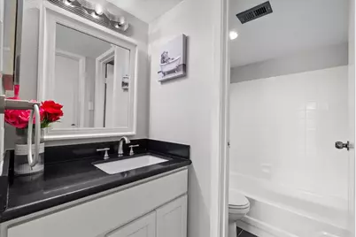 1900 Bay Area Boulevard #192, Houston, TX 77058 - Photo 18