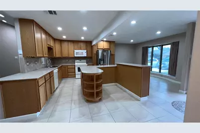 6615 Deer Ridge Lane, Houston, TX 77086 - Photo 12