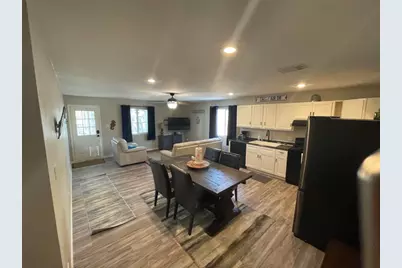 1016 Hardee Street, Rockport, TX 78382 - Photo 10