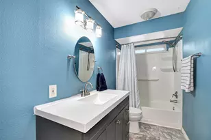 8 Arlington St, Conroe, TX 77301 - Photo 34