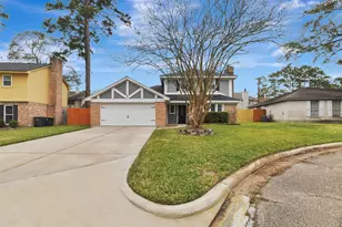 8 Arlington St, Conroe, TX 77301 - Photo 2