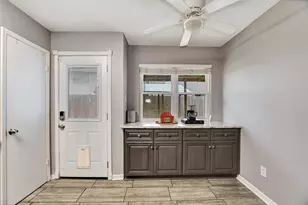 8 Arlington St, Conroe, TX 77301 - Photo 22