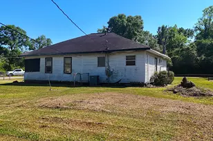 270 S 9th St, Silsbee, TX 77656 - Photo 14