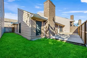 13852 Hollowgreen Dr, Houston, TX 77082 - Photo 22