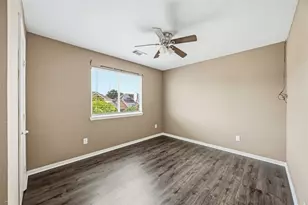 12108 E Canyon Trace Dr, Houston, TX 77095 - Photo 22