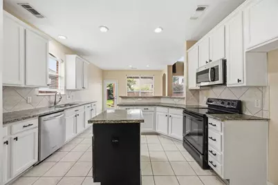 12108 E Canyon Trace Drive, Houston, TX 77095 - Photo 14