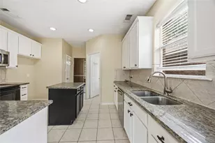 12108 E Canyon Trace Dr, Houston, TX 77095 - Photo 12