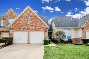 7206 Welshwood Ln, Sugar Land, TX 77479 - Photo 2