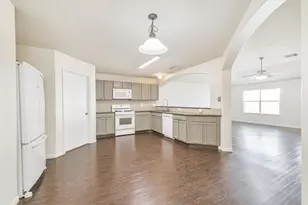2415 Fox River Ln, Spring, TX 77386 - Photo 6
