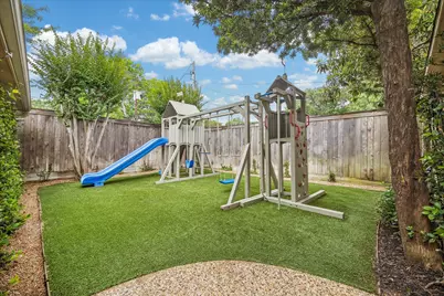3842 Meadow Lake Lane, Houston, TX 77027 - Photo 32