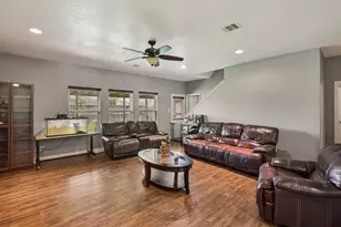 1226 Newsome Glenn Dr, Houston, TX 77090 - Photo 4