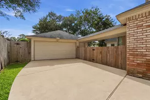 15307 Sierra Pines Ct, Houston, TX 77068 - Photo 8