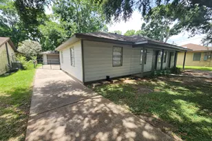 610 Tovrea Rd, Alvin, TX 77511 - Photo 1