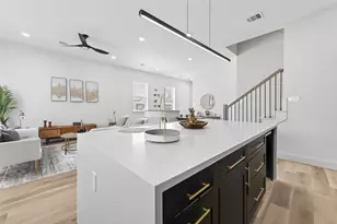 975 Highland Lgt Ln, Houston, TX 77091 - Photo 16