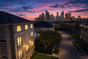 314 W Bell St, Houston, TX 77019 - Photo 1