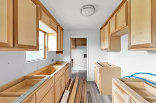 909 Ives Creek Rd, Bellville, TX 77418 - Photo 16