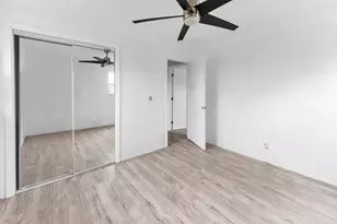 909 Ives Creek Rd, Bellville, TX 77418 - Photo 24