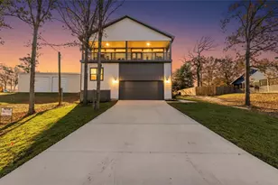 186 Lazy Ln, Livingston, TX 77351 - Photo 1