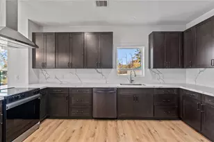 186 Lazy Ln, Livingston, TX 77351 - Photo 42