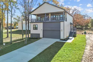 186 Lazy Ln, Livingston, TX 77351 - Photo 2