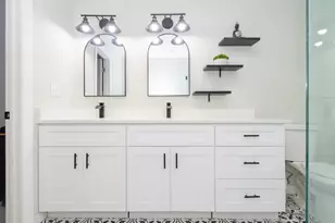 3718 Prudence Dr, Houston, TX 77045 - Photo 12