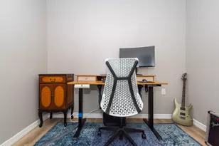 3718 Prudence Dr, Houston, TX 77045 - Photo 8