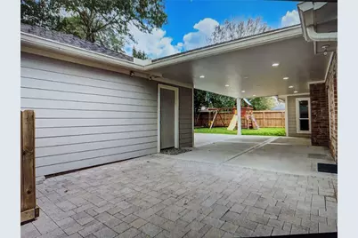 2826 Edgewood Drive, Sugar Land, TX 77479 - Photo 14