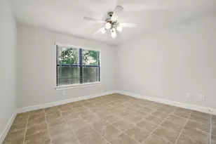 650 Westcross St, Houston, TX 77018 - Photo 8