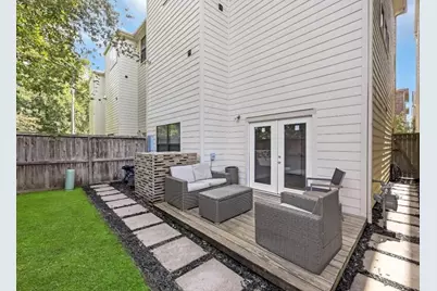 650 Westcross Street #44, Houston, TX 77018 - Photo 2