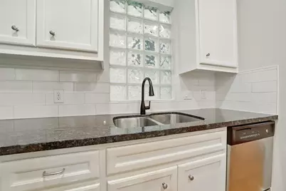 650 Westcross Street #44, Houston, TX 77018 - Photo 22
