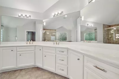 650 Westcross Street #44, Houston, TX 77018 - Photo 32