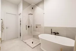 1703 Orr St, Houston, TX 77009 - Photo 26