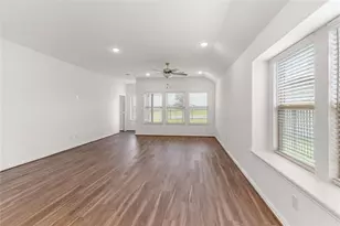 542 Long Beach Bay Dr, Katy, TX 77493 - Photo 8