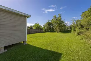 1840 Ollie St, Beaumont, TX 77705 - Photo 18