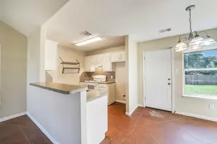 16228 Sun View Ln, Conroe, TX 77302 - Photo 6