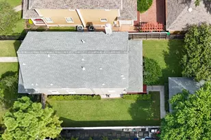 1342 Allston St, Houston, TX 77008 - Photo 2