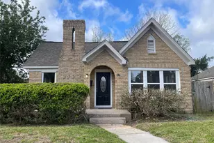 2422 Eagle St, Houston, TX 77004 - Photo 1