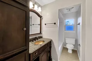 706 S Diamondhead Blvd, Crosby, TX 77532 - Photo 18
