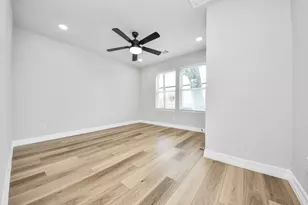 7605 Avenue C, Houston, TX 77012 - Photo 14