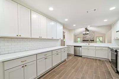 101 Ridge Road, Manvel, TX 77578 - Photo 10