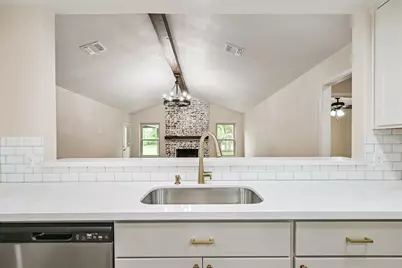 101 Ridge Road, Manvel, TX 77578 - Photo 12