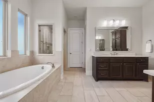 11 Kimberling Ct, Tomball, TX 77375 - Photo 22