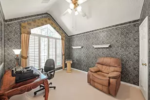 7310 Whistle Ct, Sugar Land, TX 77479 - Photo 10